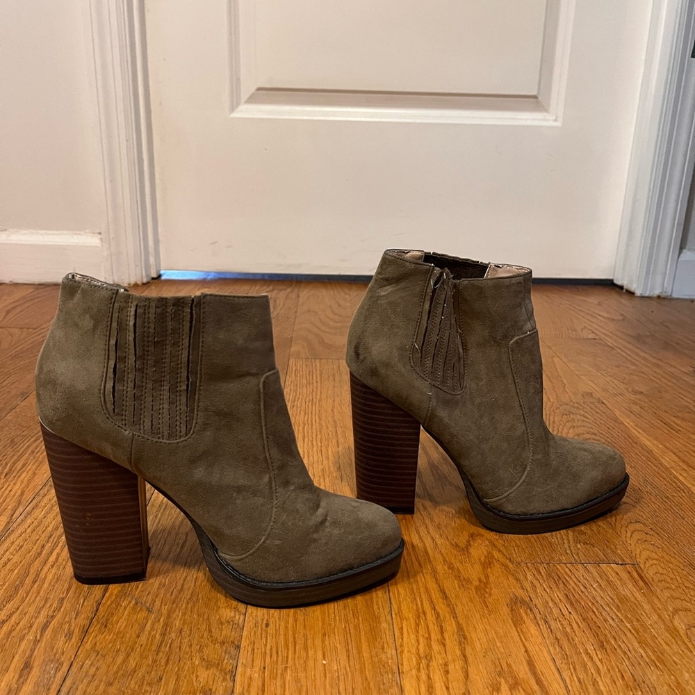 Zara Brown Heeled Boots with Block Heel